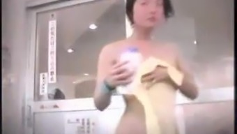 japanese shower voyeur teen (18+) public