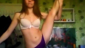 teen amateur flexible teen (18+) web cam russian solo amateur