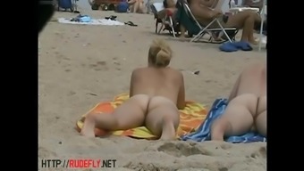 play high definition candid voyeur teen (18+) public beach ass