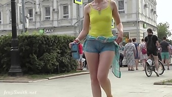 flashing public russian exhibitionists