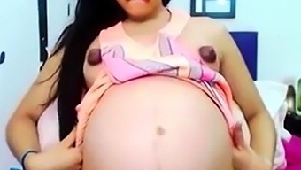 nipples milk masturbation pregnant solo