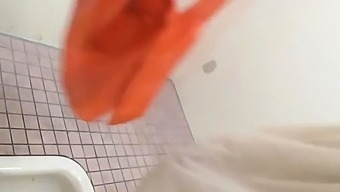 pee foot fetish high definition voyeur pissing toilet public fetish asian